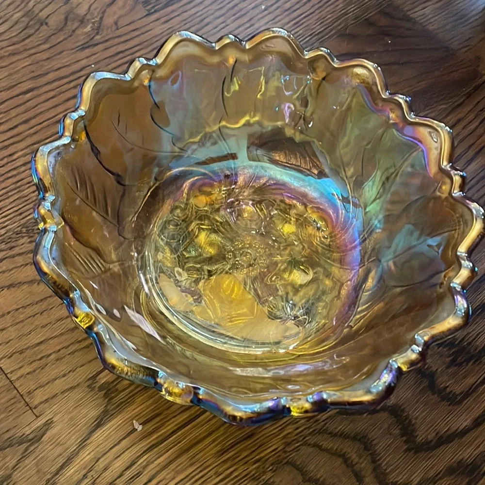 90s Indiana Glass Co. Wild Rose Marigold Carnival bowl